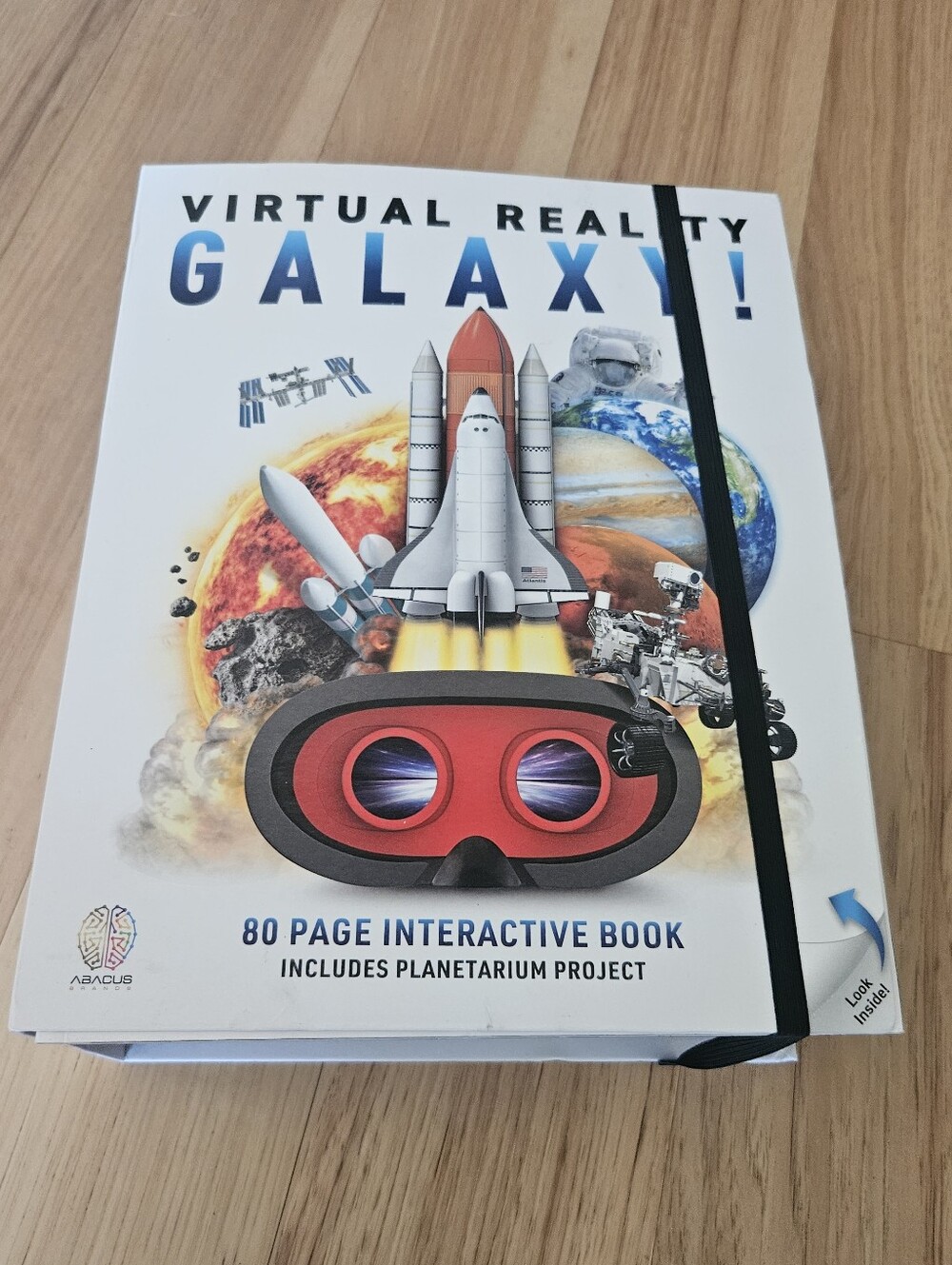 Virtual Reality Galaxy! Interactive VR Headset Book – Red
